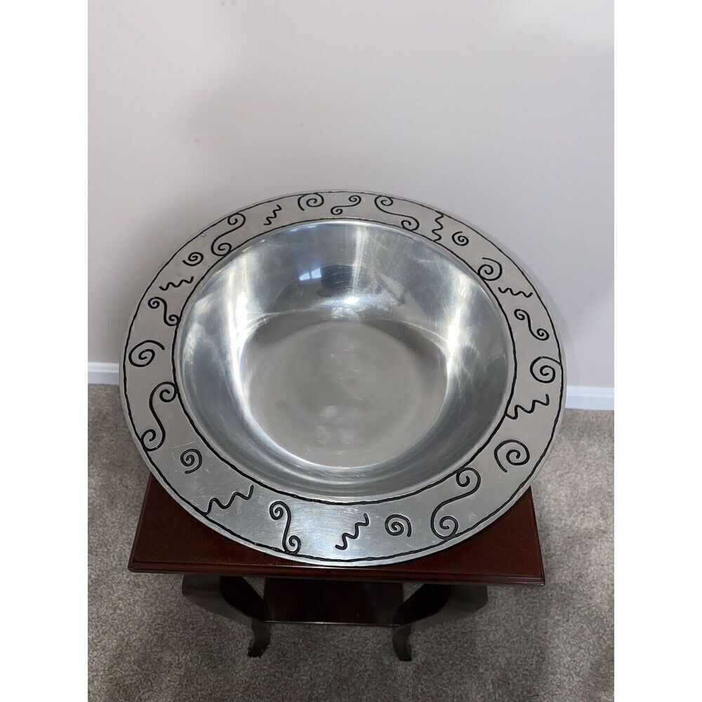 Vintage Wilton Armetale Large 13” Serving Bowl With Design Pewter